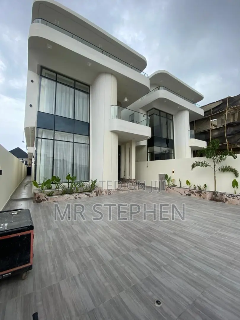 Furnished 5bdrm Duplex in Lekki Phase 1 for sale
