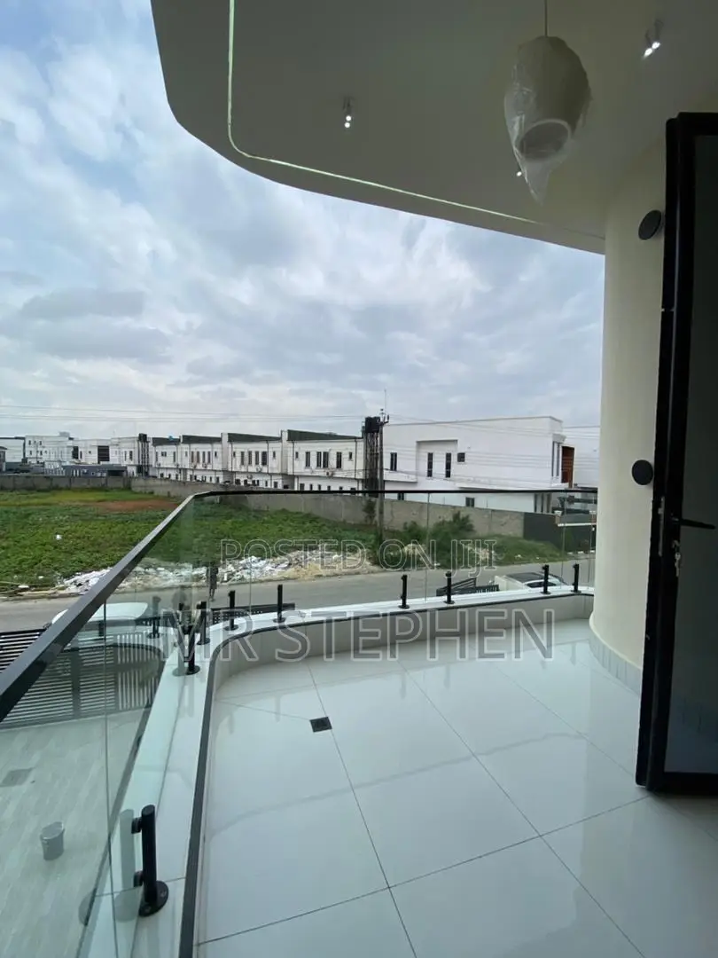 Furnished 5bdrm Duplex in Lekki Phase 1 for sale