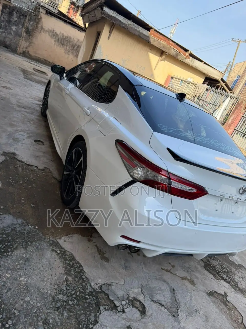 Toyota Camry XSE (2.5L 4cyl 8A) 2019 White