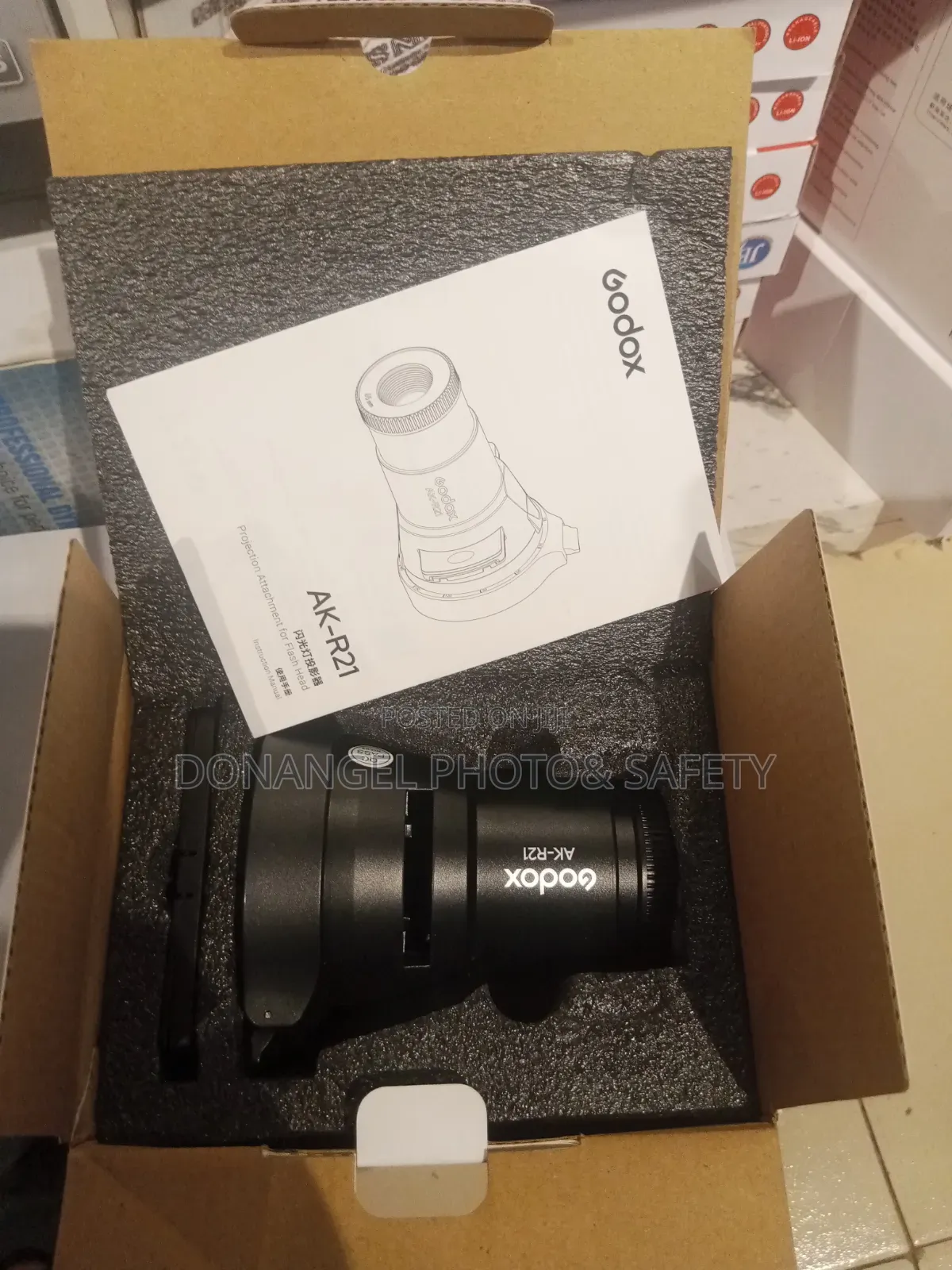 Ak-R21 Godox Projector Attachment