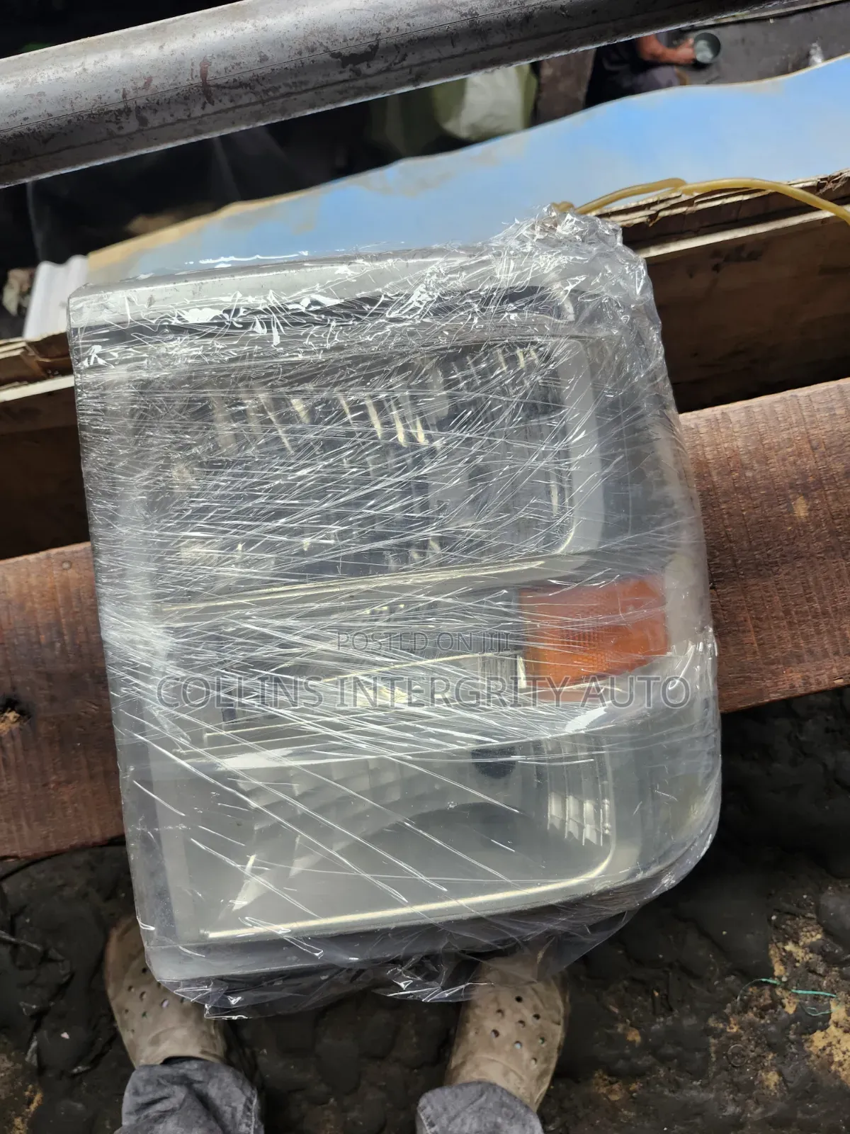 Headlights Ford Econoline 2010
