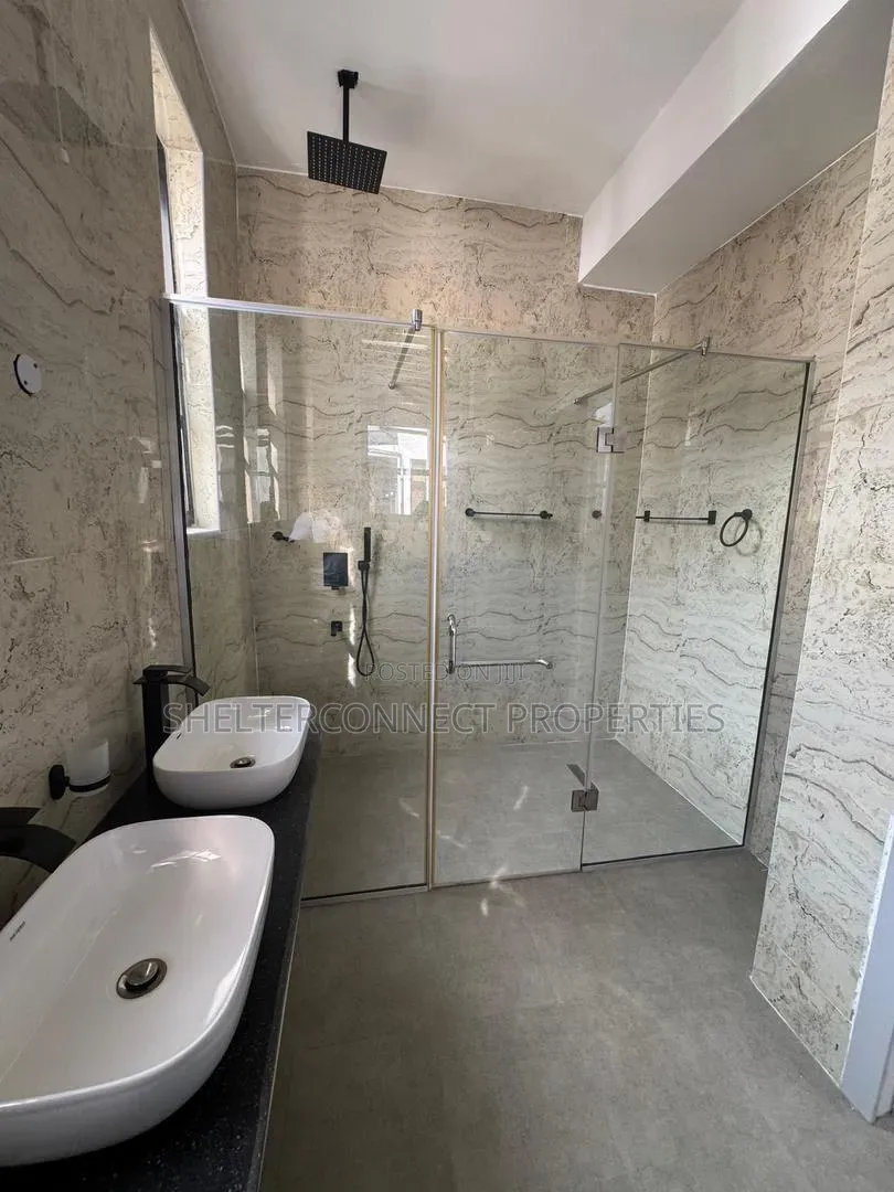 4bdrm Duplex in Victoria Island Extension for sale