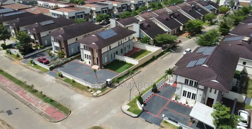 3bdrm Bungalow in Warewa, Isheri North for sale