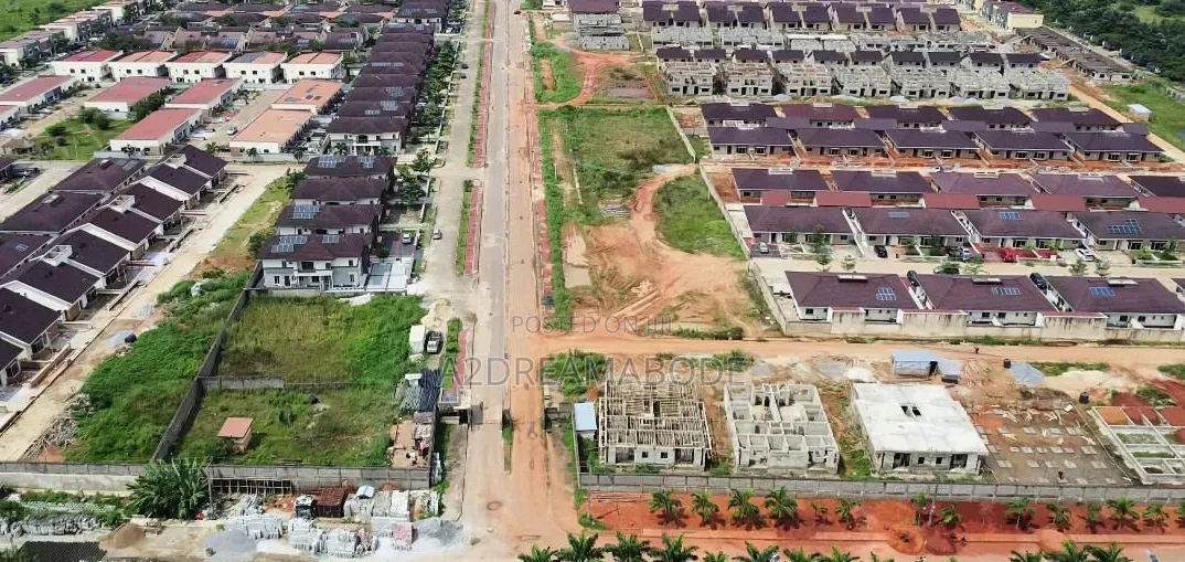 3bdrm Bungalow in Warewa, Isheri North for sale