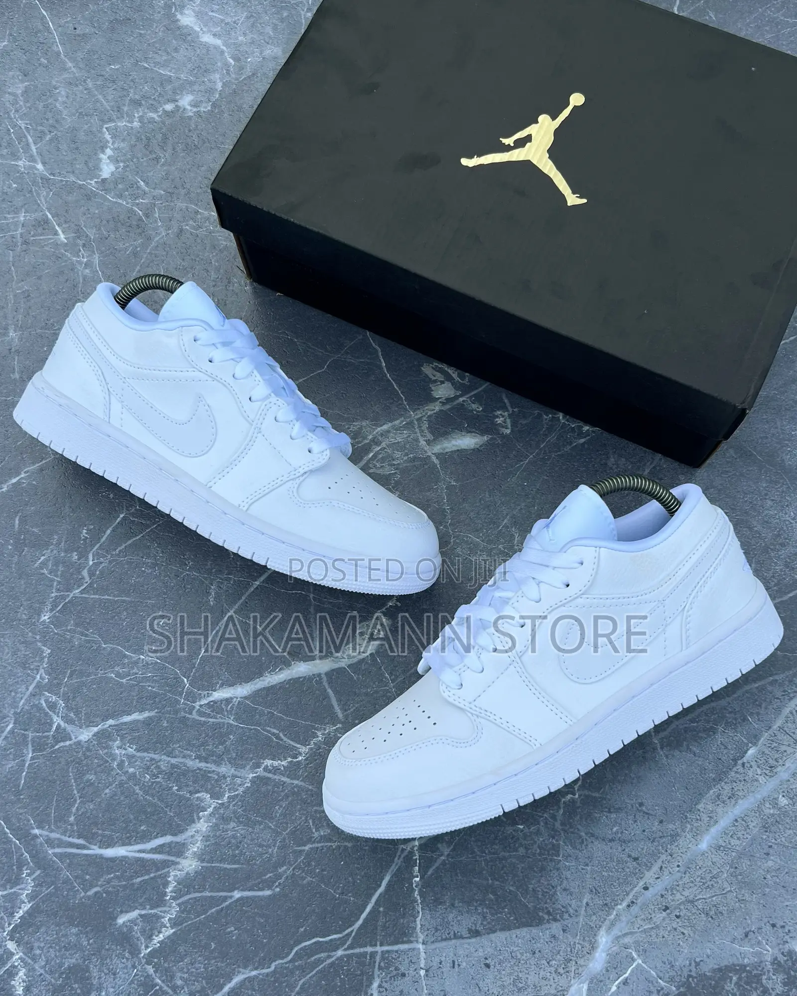 Air Jordan 1 Low Triple White