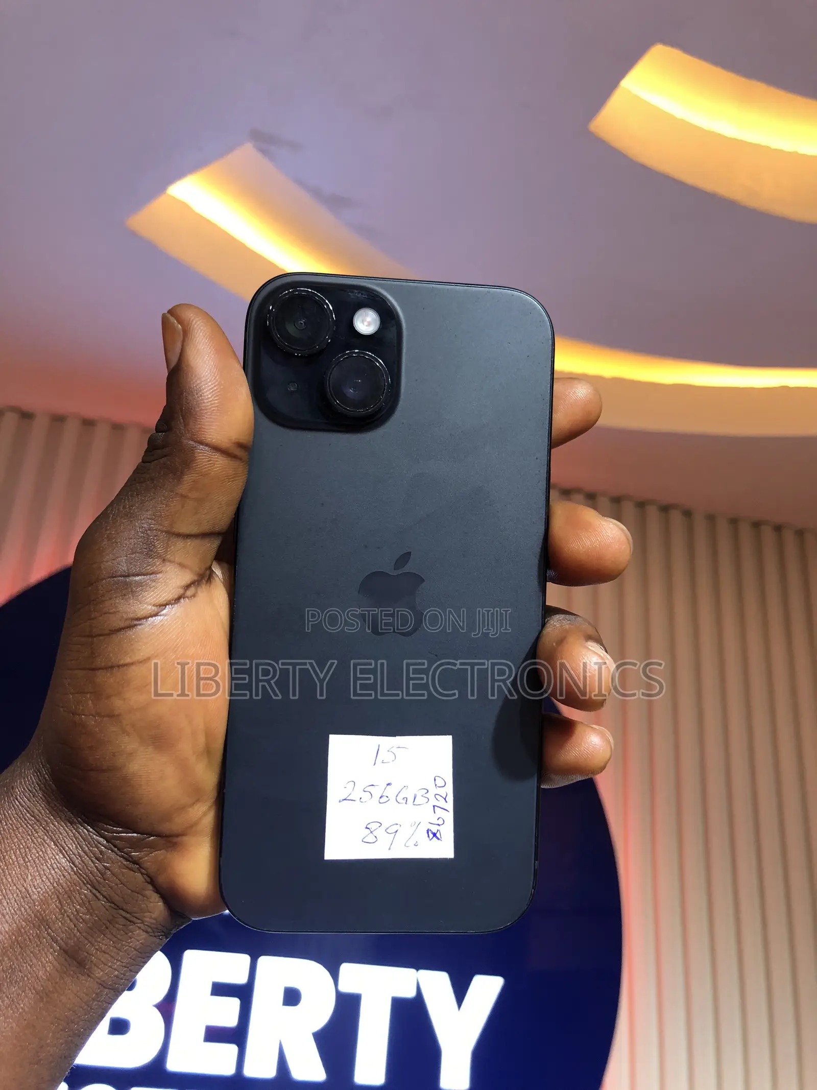 Apple iPhone 15 256 GB Black