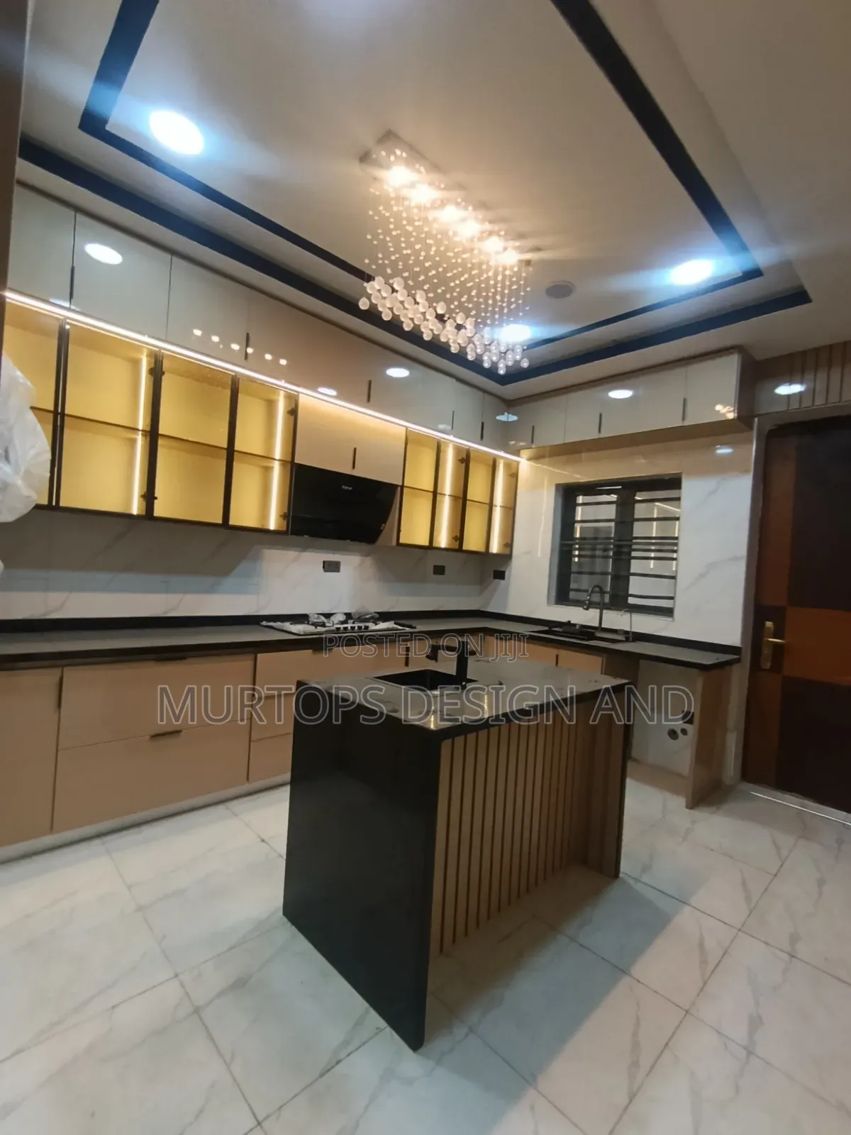 5bdrm Duplex in Bera Estate, Chevron for sale