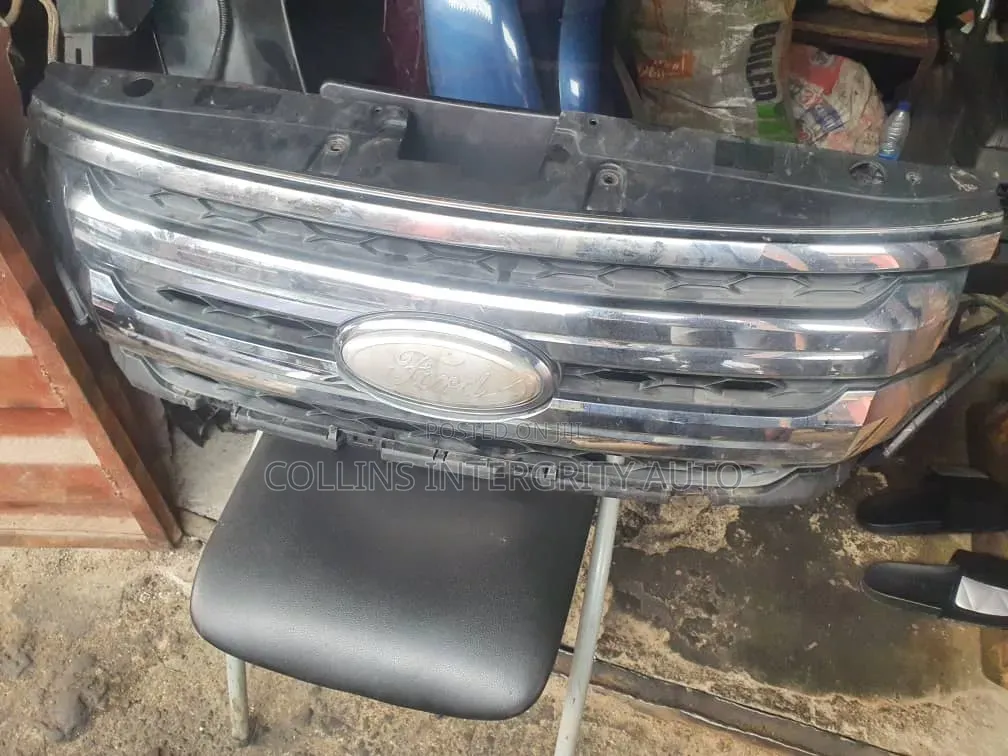 Front Grill Ford Edge 2013