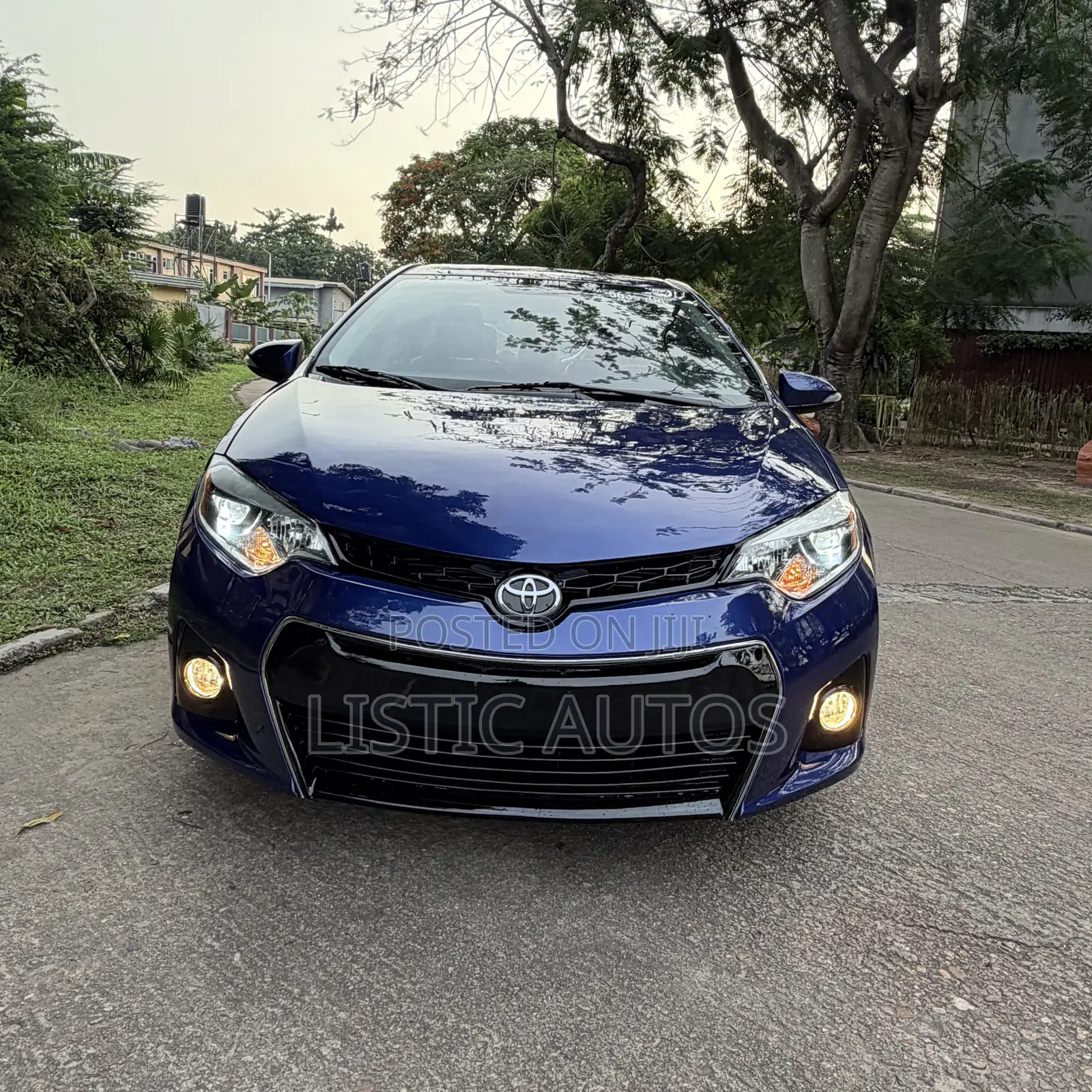 Toyota Corolla S 4dr Sedan (1.8L 4cyl CVT) 2014 Blue