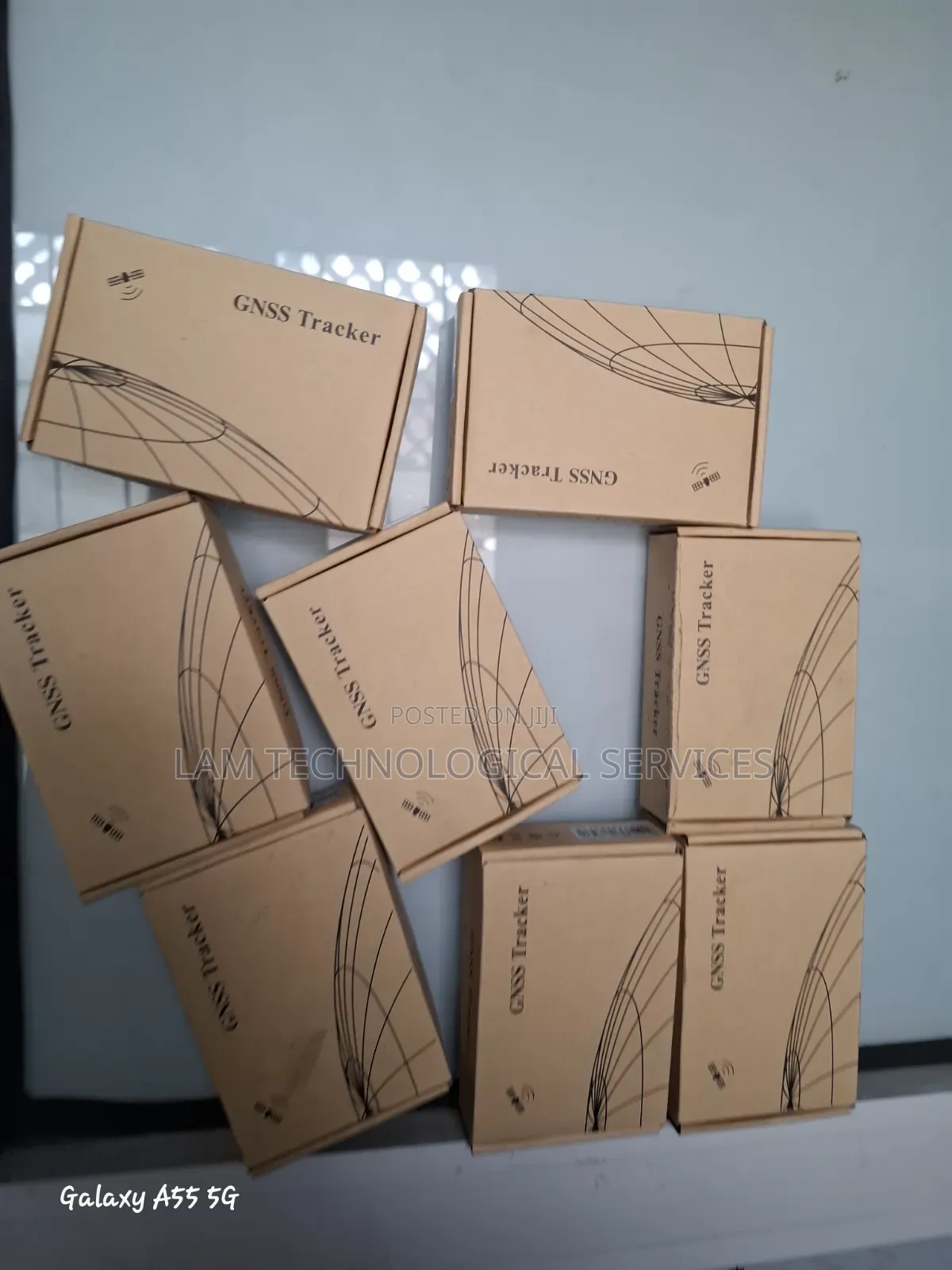 Realtime Intelligent/Invisible Gpstracker With Installation/Mobile App