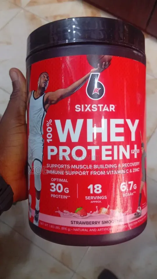 Six Star 100% Whey Protein Plus – Strawberry Smoothie
