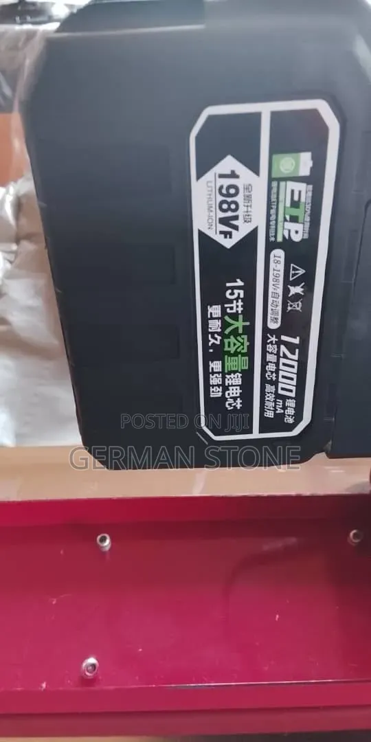 Cordless Electric Concrete Power Screed,