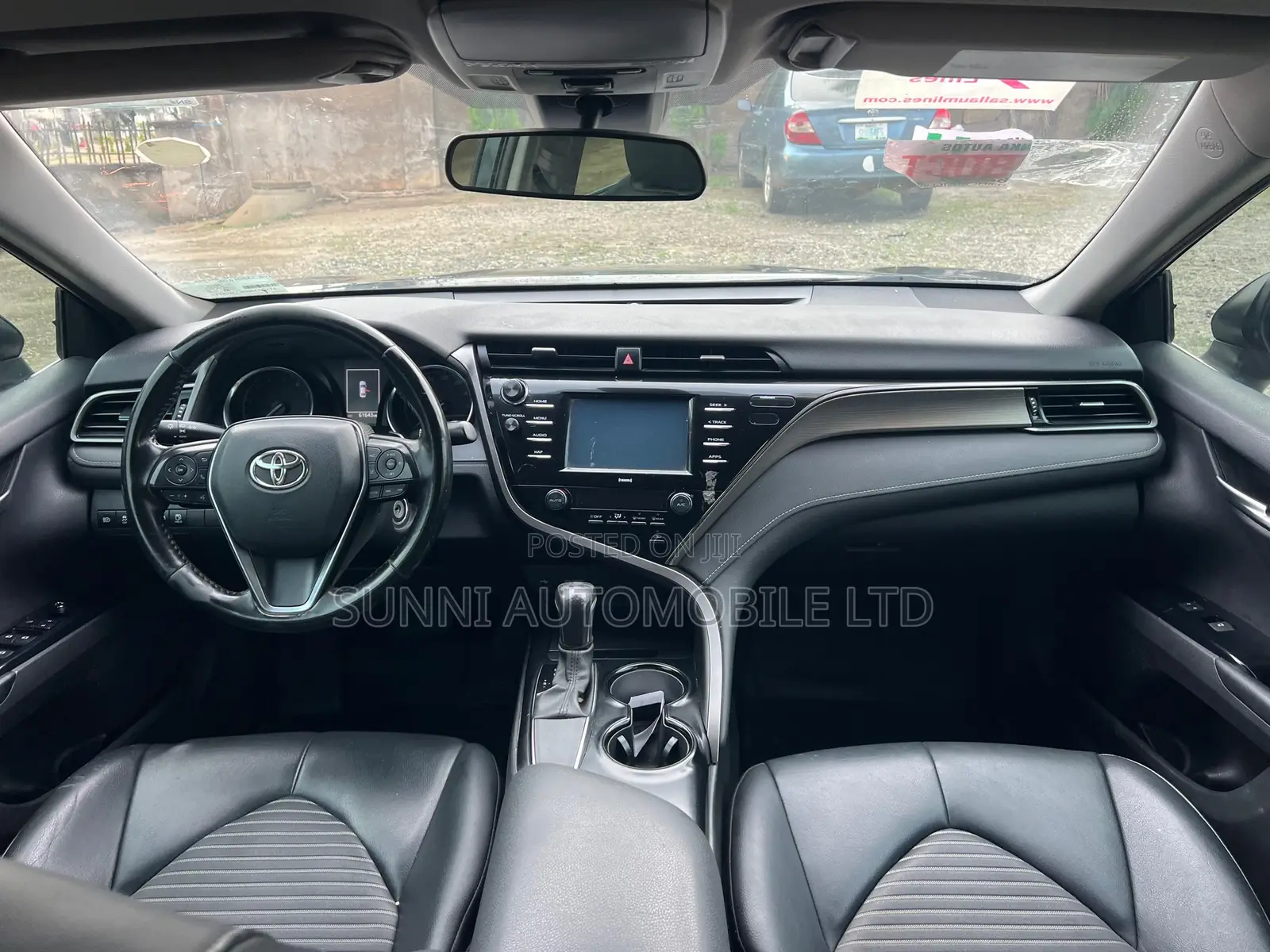 Toyota Camry 2020 Blue