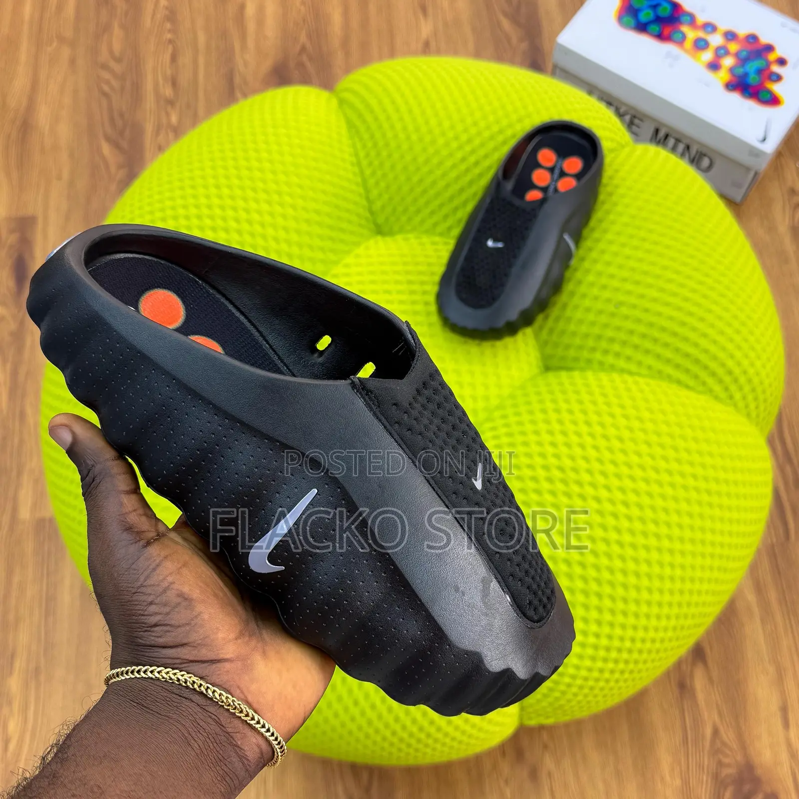Original Nike Mind Clogs