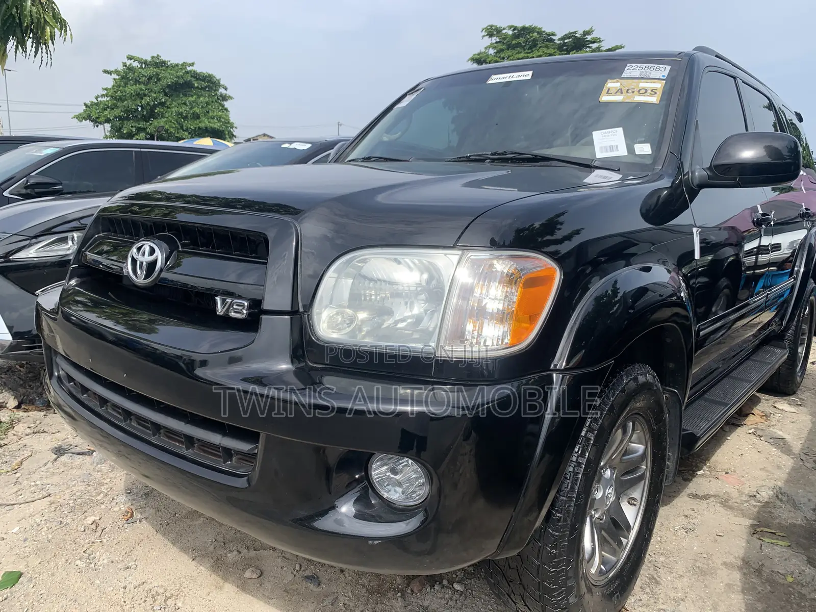 Toyota Sequoia Limited 4dr SUV 4WD (4.7L 8cyl 5A) 2007 Black