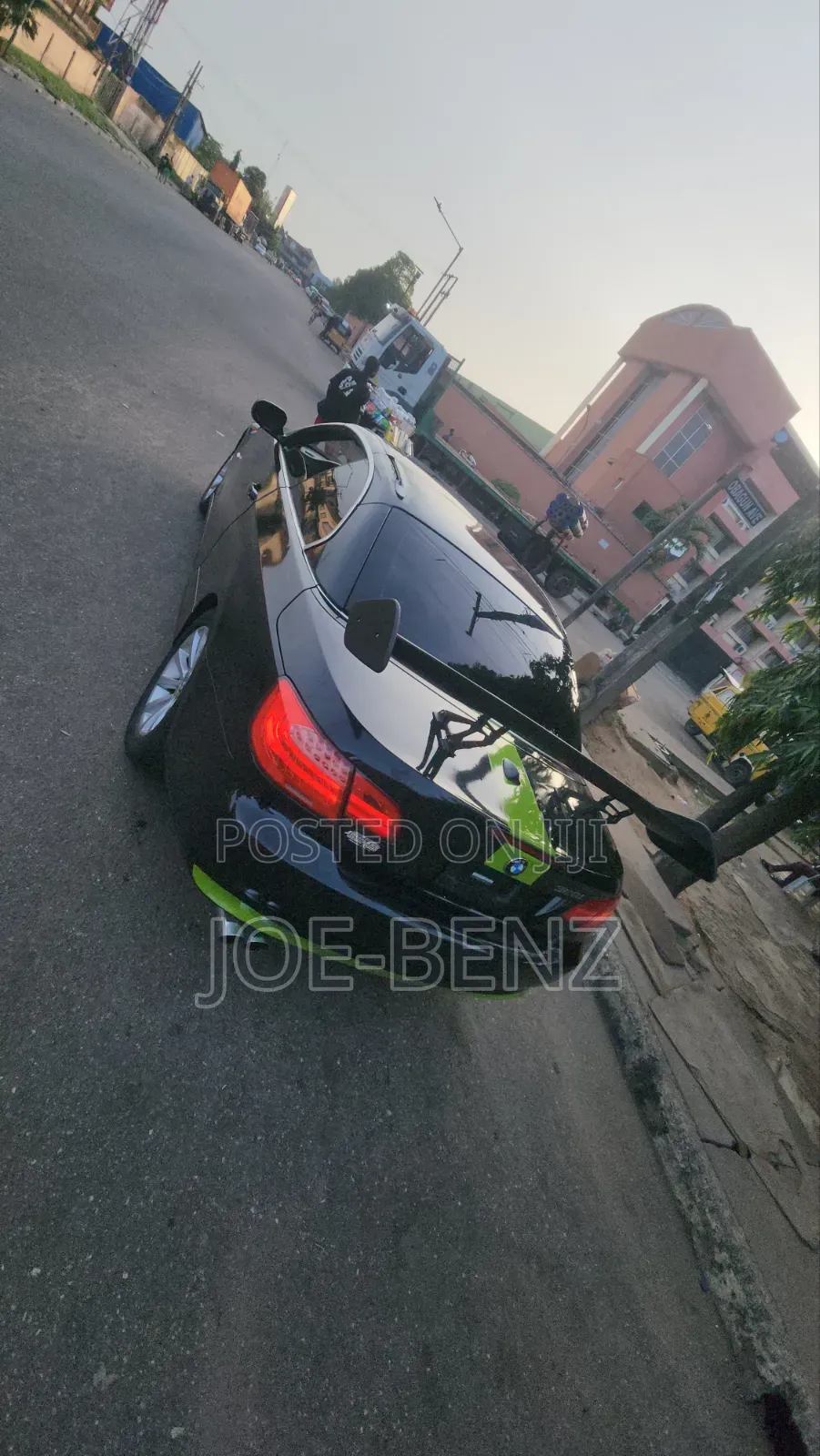 BMW 328i Series E93 Convertible 2010 Neatly Use