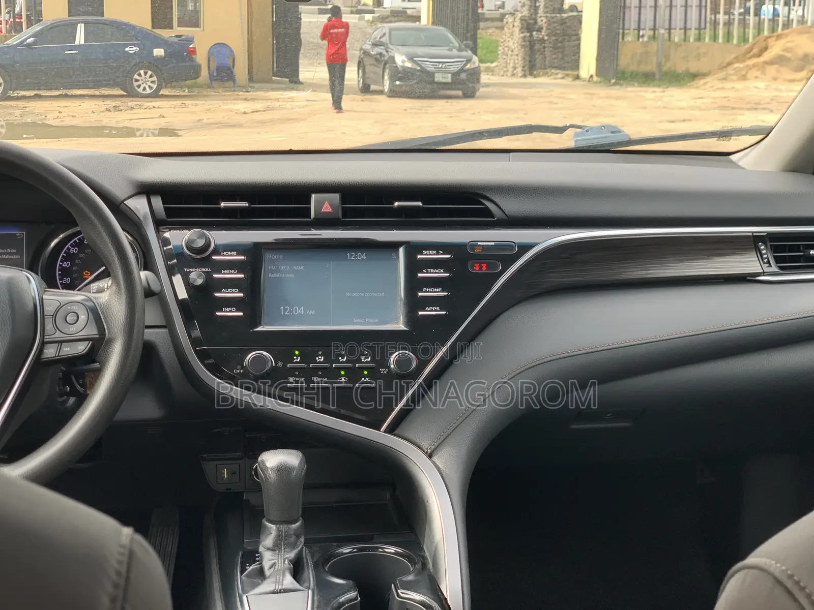 Toyota Camry LE FWD 2020 Brown