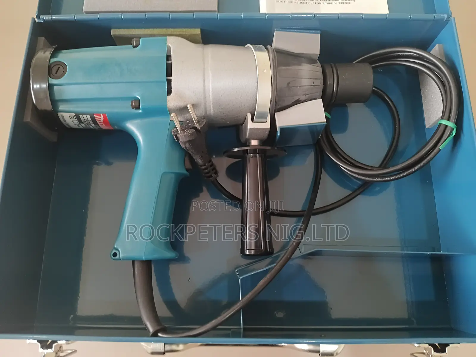 Makita 6906 Electric Impact Wrench 19mm (3/4")