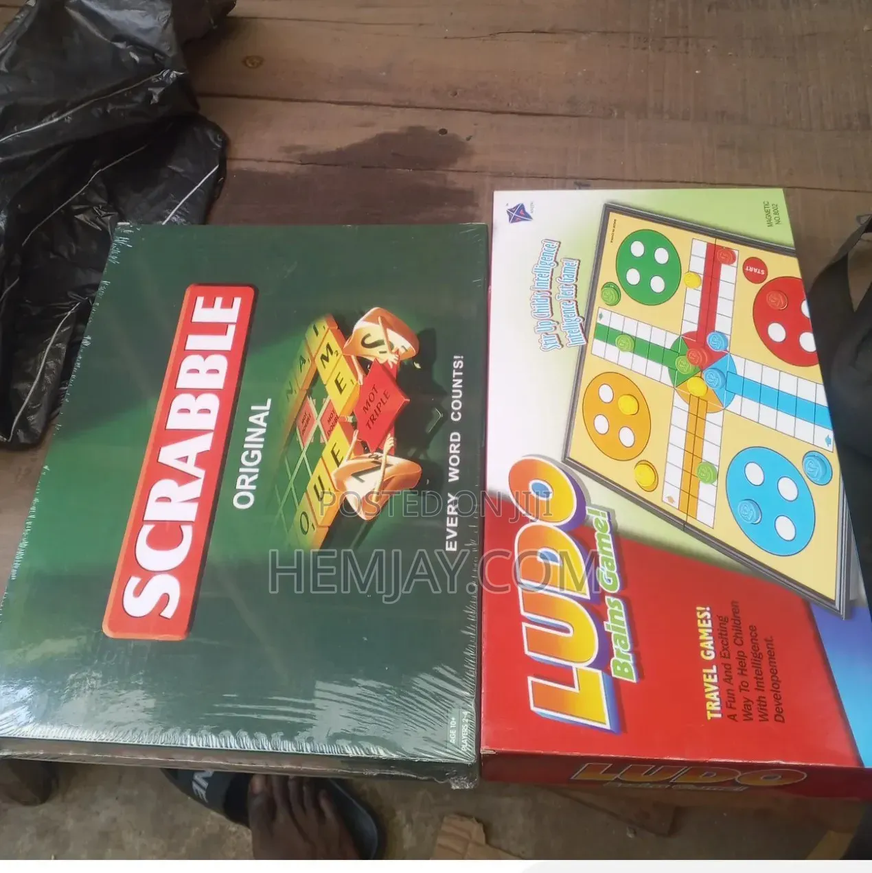 (2in1). Biggest Scrabble and Ludo Board