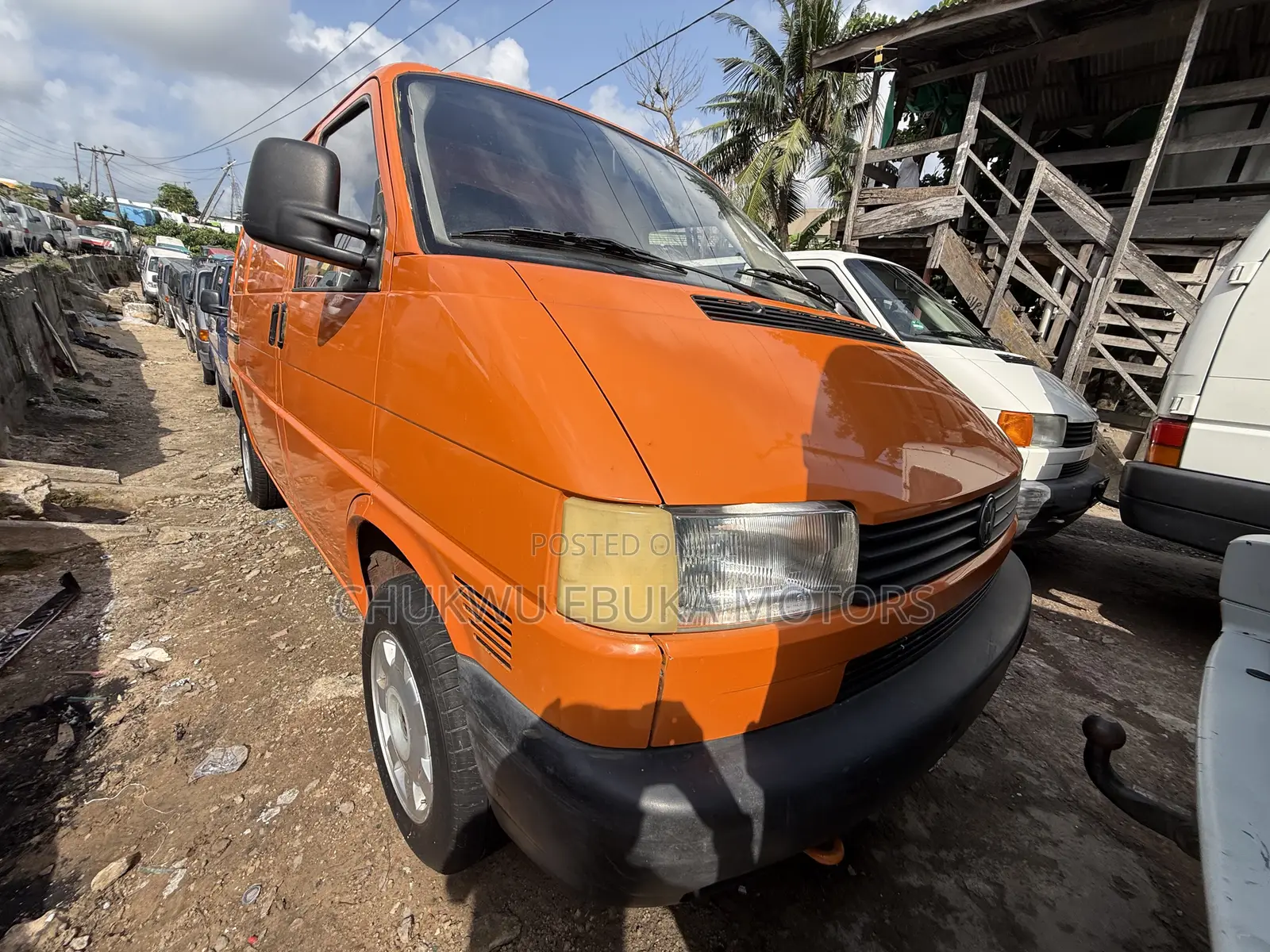 Volkswagen Transporter 2003 Orange