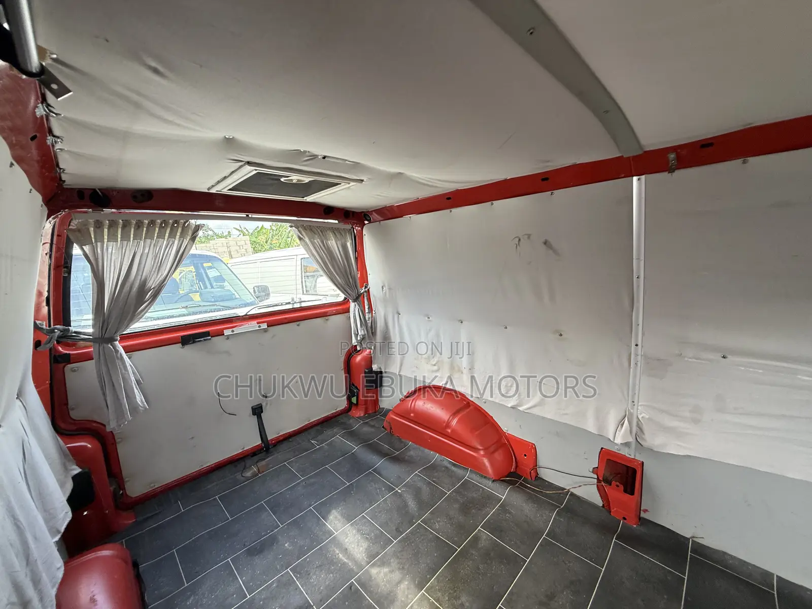 Volkswagen Transporter 2003 Red
