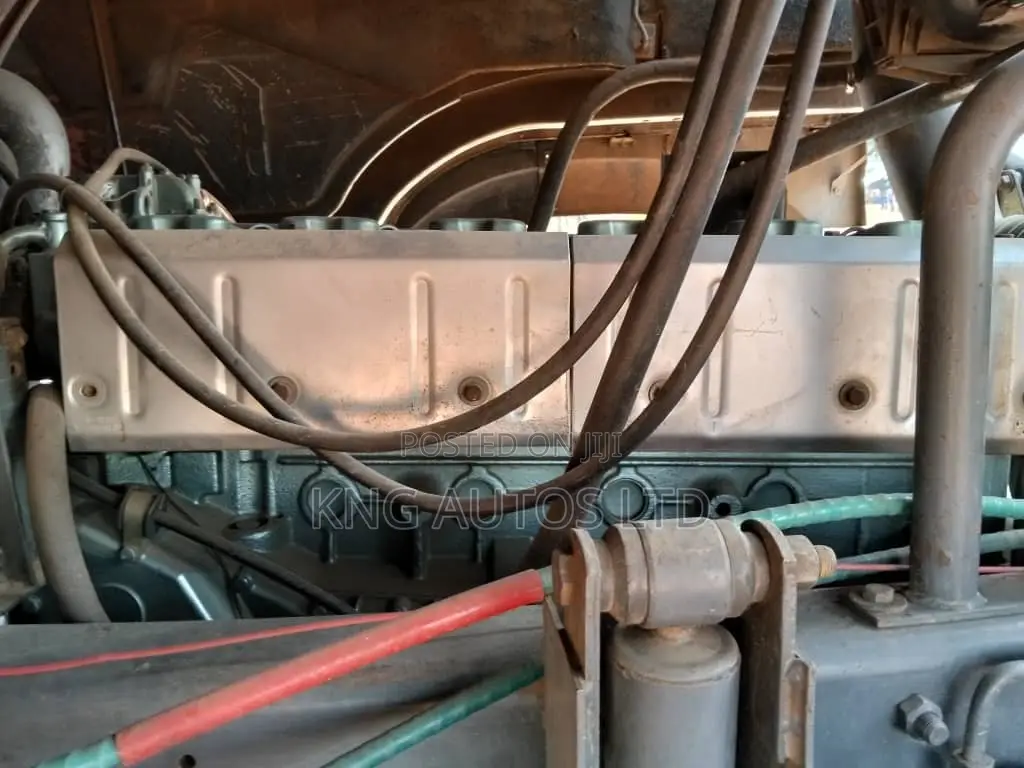 Forklift 2 Tons Company Used