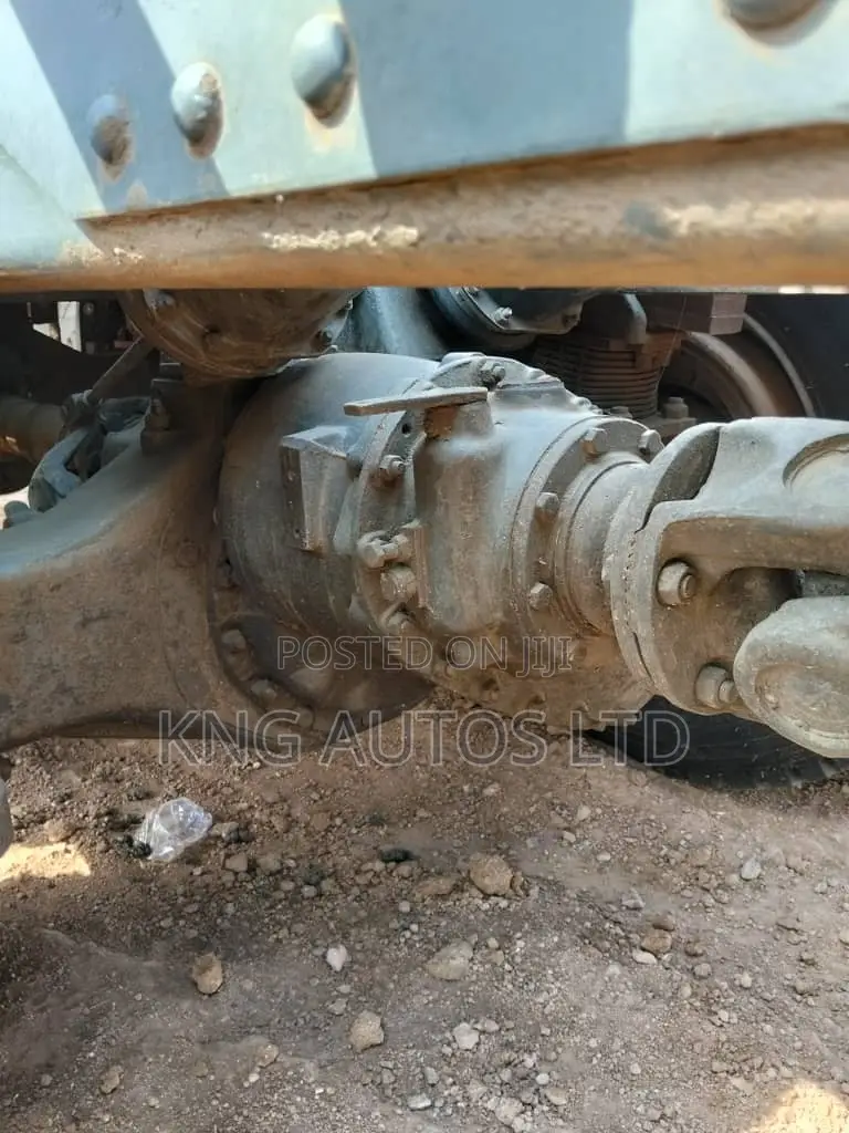 Forklift 2 Tons Company Used