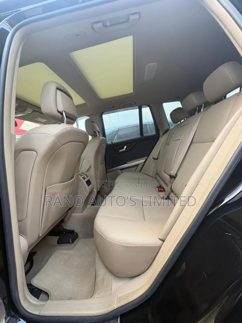 Mercedes-Benz GLK-Class 350 2011 Black