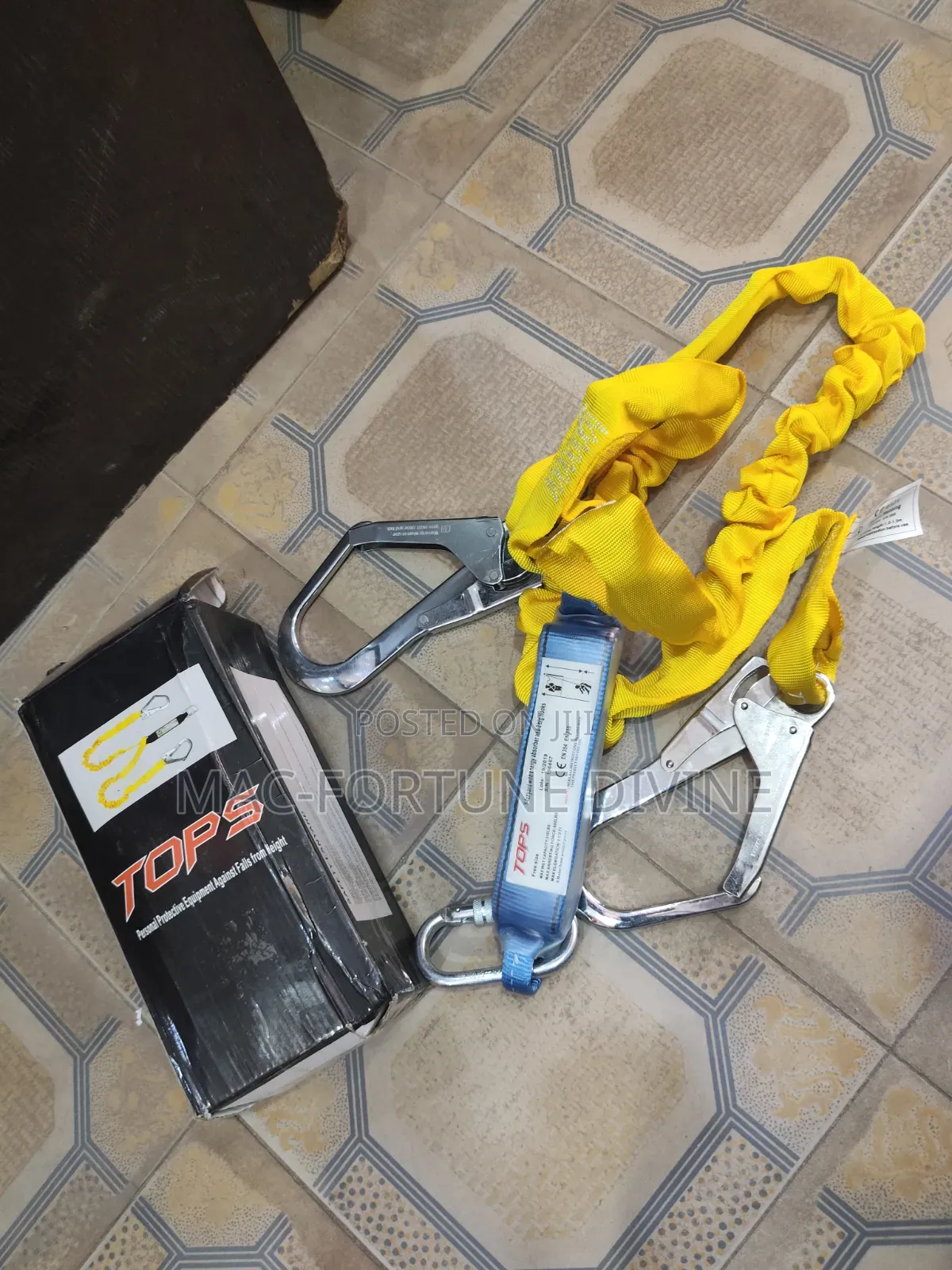 Tops Shocks Absorbing Elasticated Webbing Lanyard