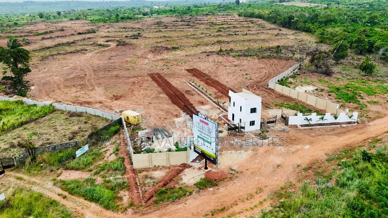 Beautiful Oakville Ville, Mowe Ofada