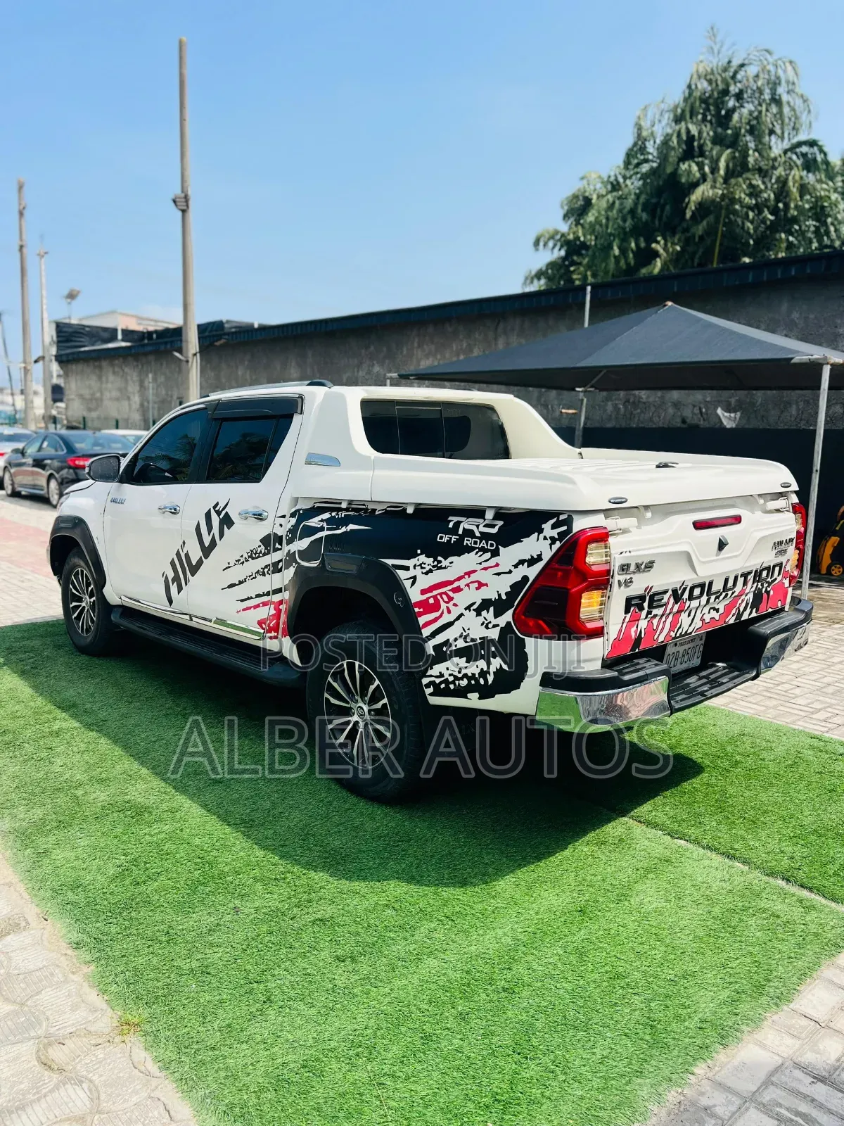 Toyota Hilux Revo Double Cab Petrol 2.7 AWD 2021 White