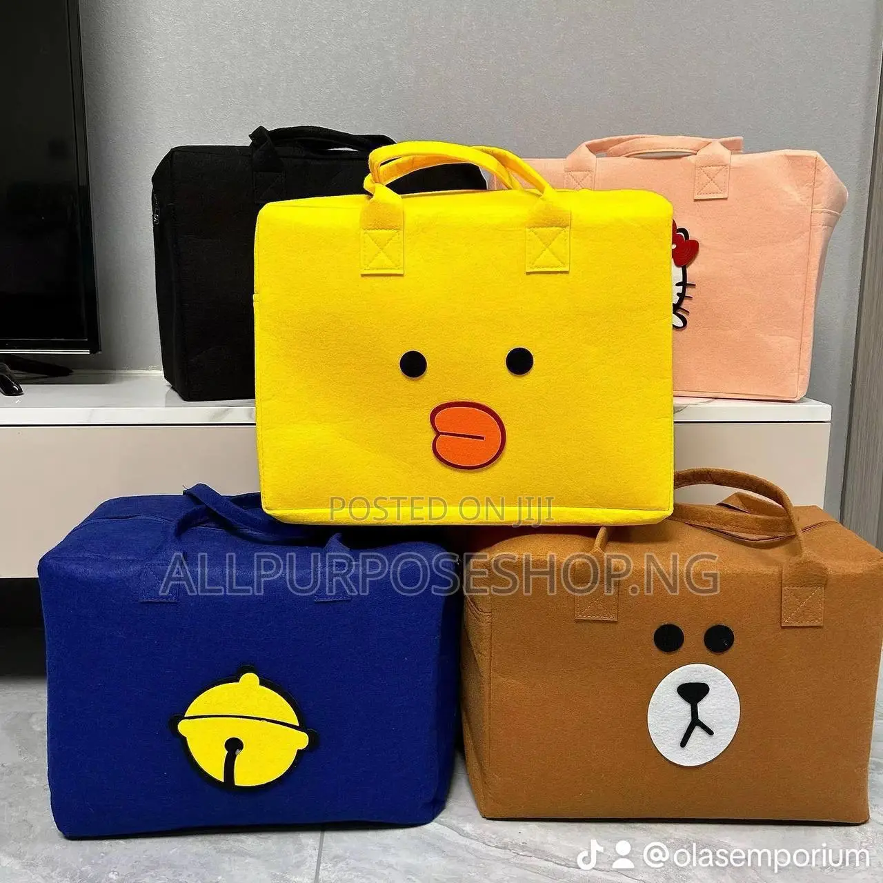 Emoji Travel Bag Organiser