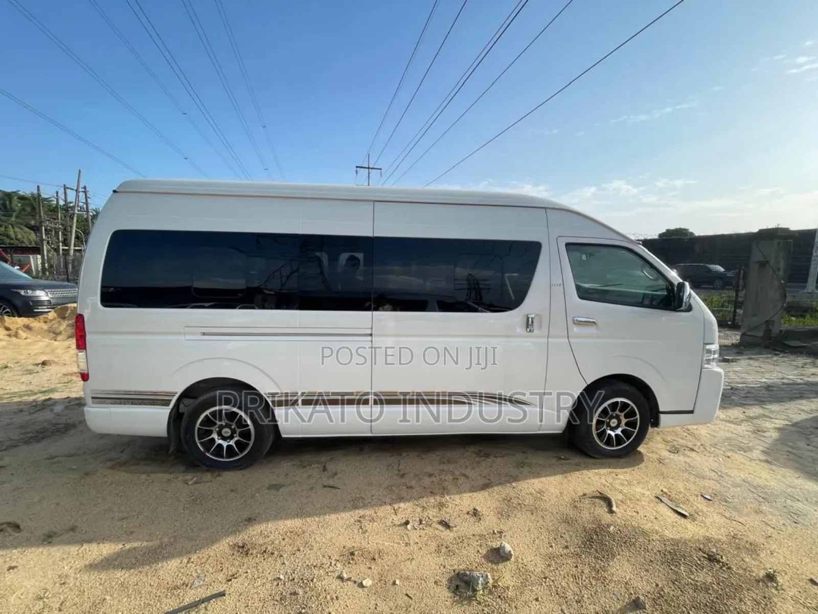 Toyota Grand HiAce 2018 White