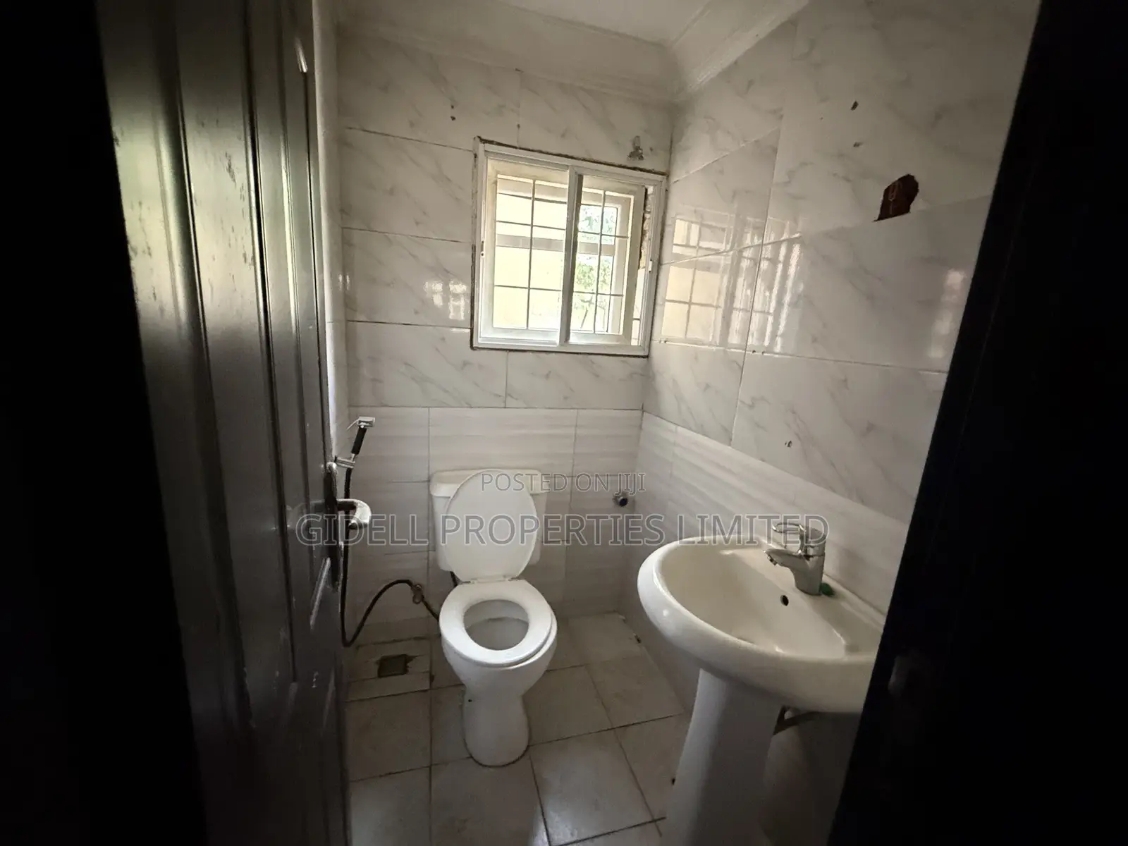 2bdrm Apartment in Wuse 2 for rent