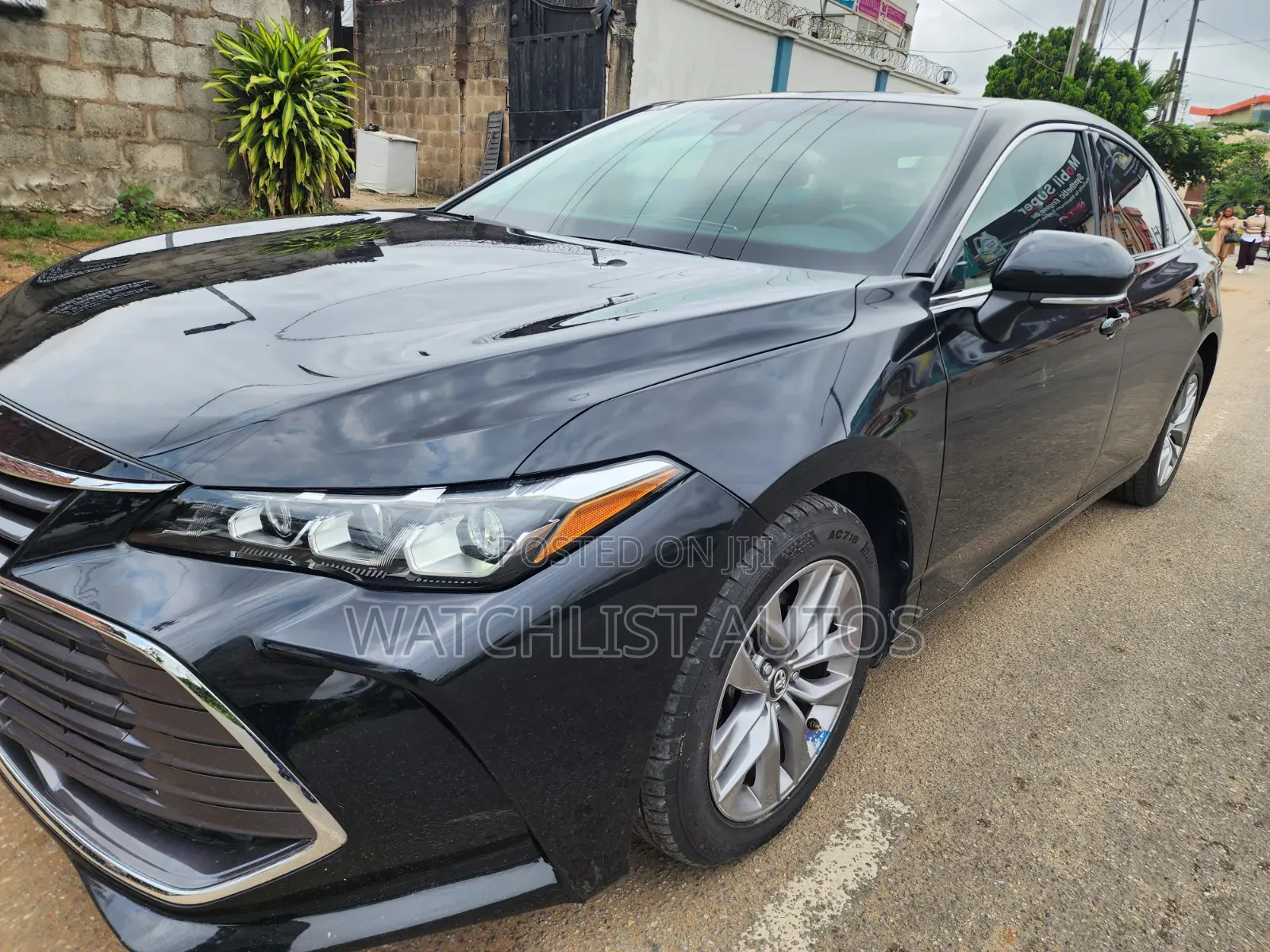 Toyota Avalon 2020 Black
