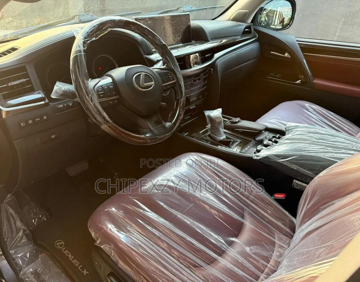 Lexus LX 570 (5 seats) AWD 2021 Black