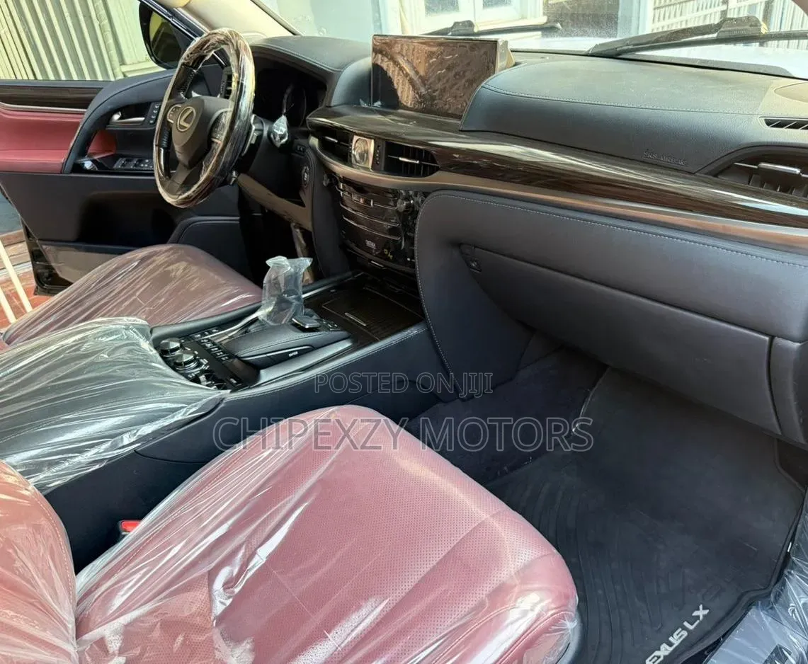 Lexus LX 570 (5 seats) AWD 2021 Black