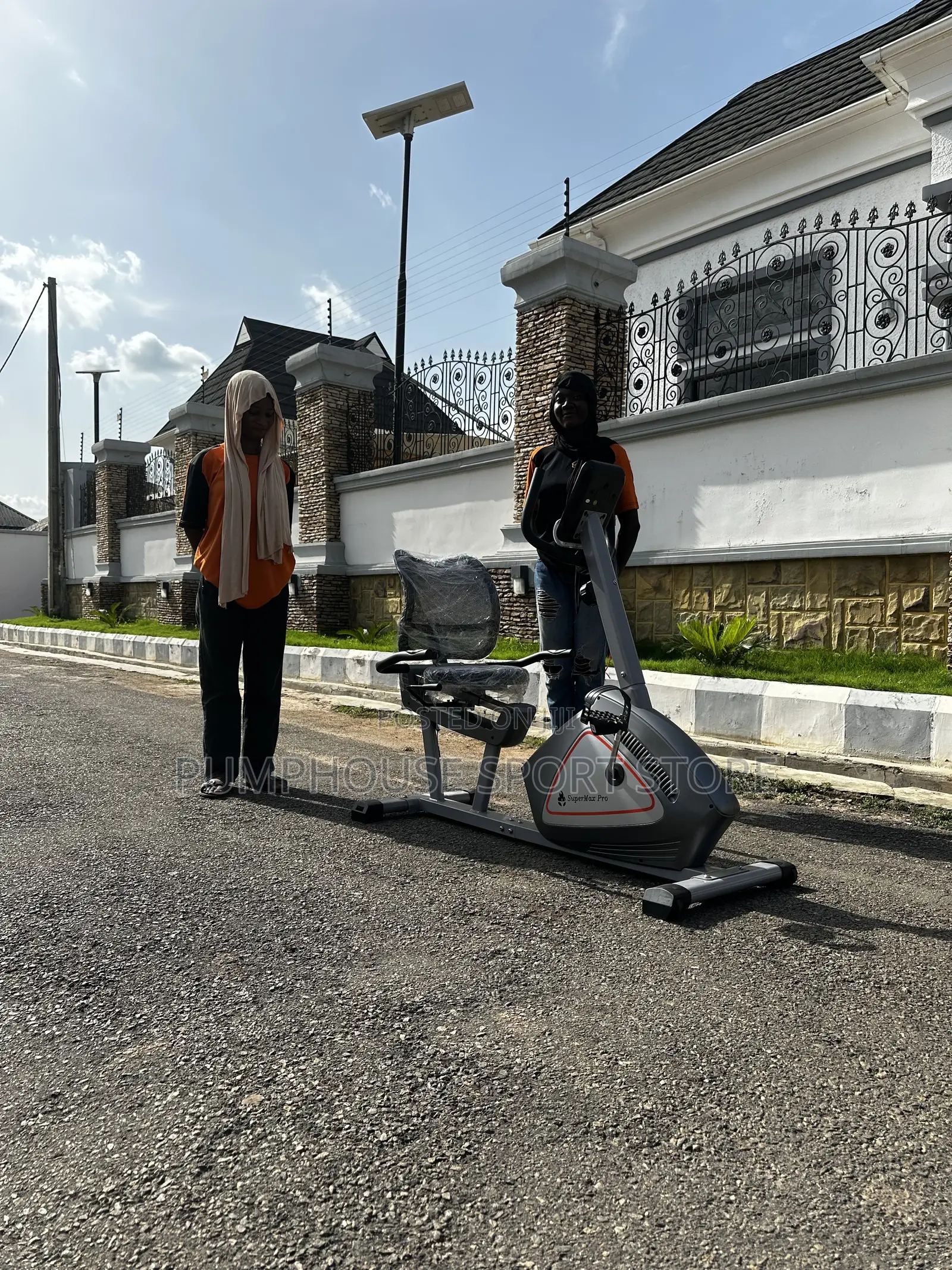 Free Skipping Rope With Recumbent Bike