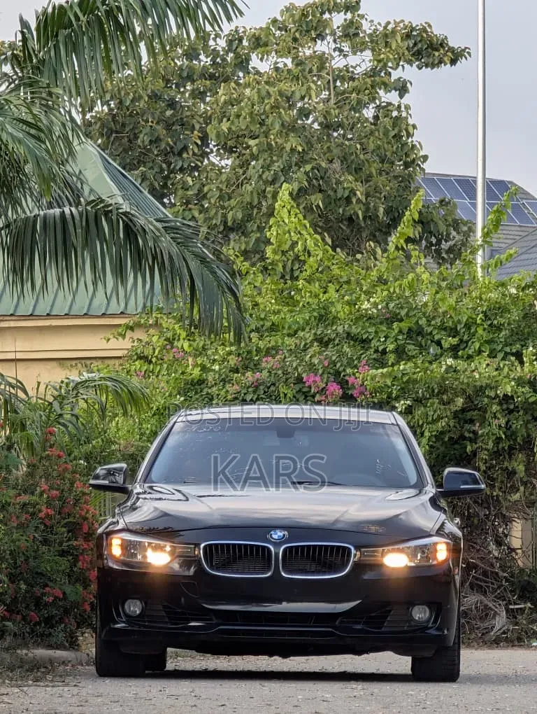 BMW 328i 2015 Black