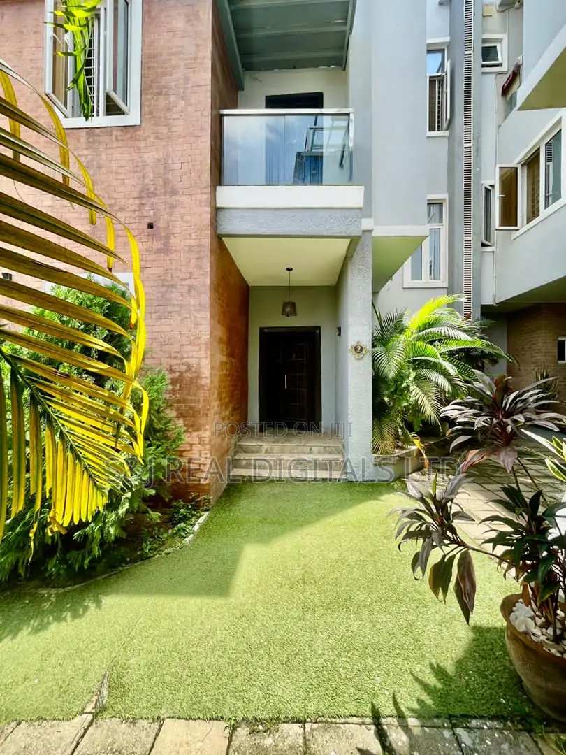 4bdrm Duplex in Jahi for sale