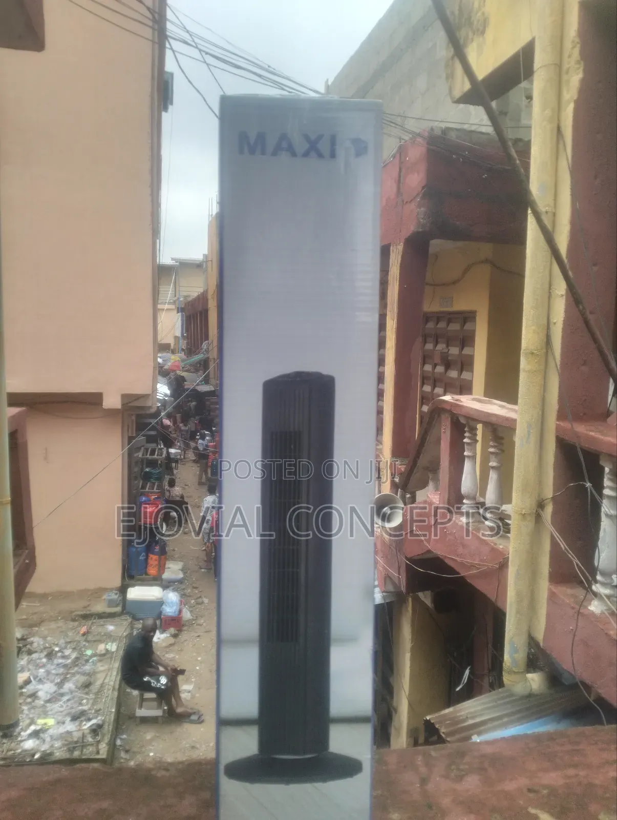 Maxi 28-Inch Tower Fan (Maxifan10-25mab)