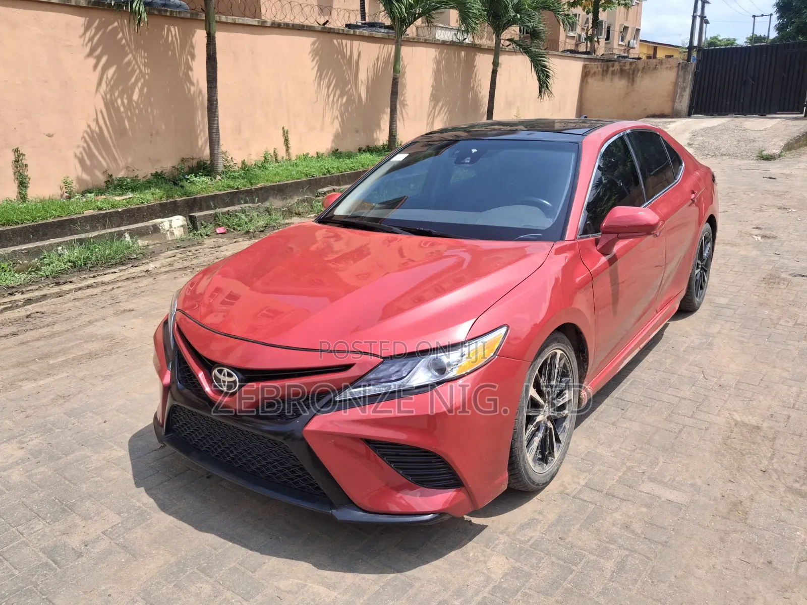Toyota Camry XSE FWD 2020 Red