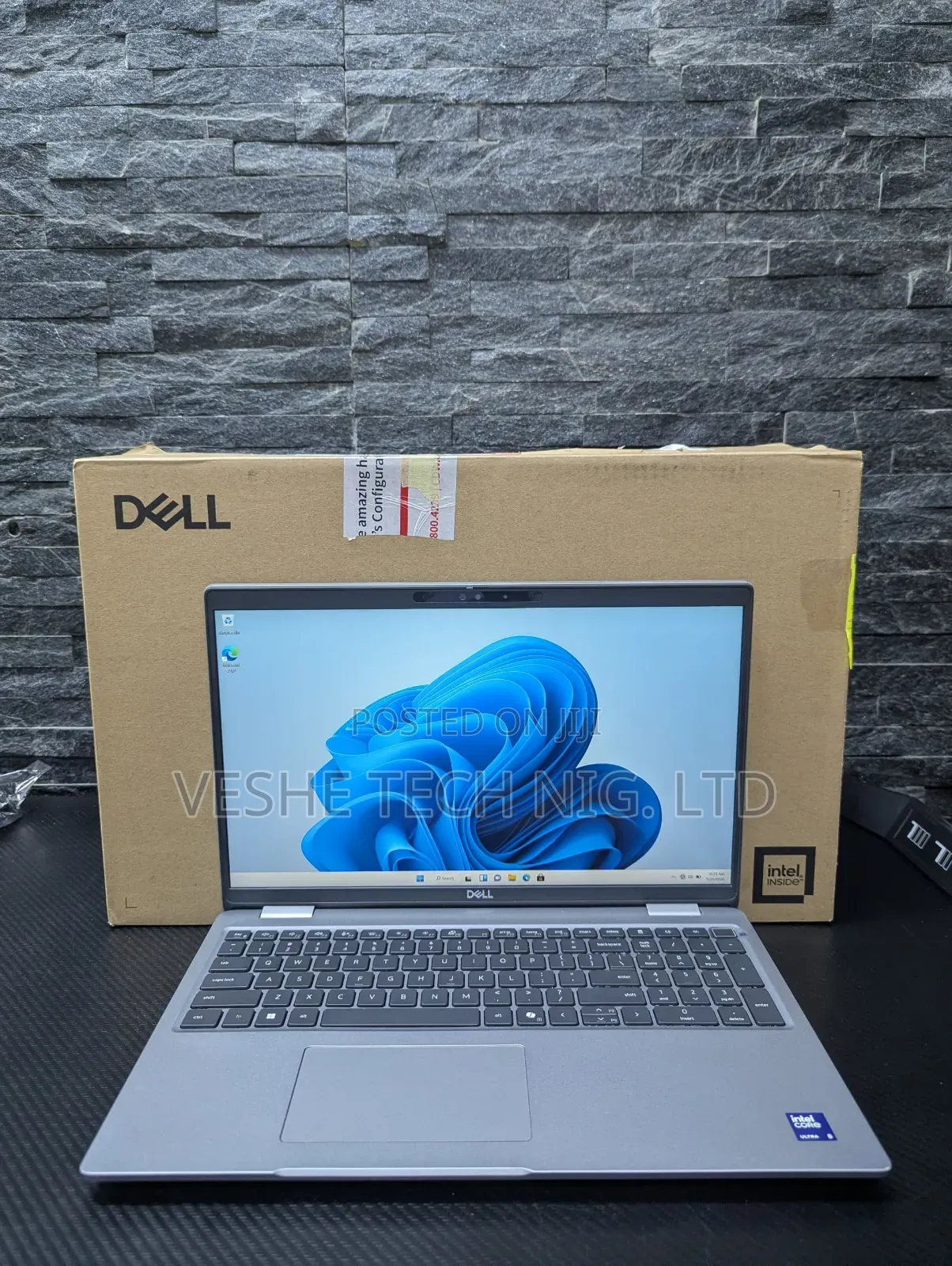 Laptop Dell Latitude 5550 16GB Intel Core Ultra 5 SSD 512GB