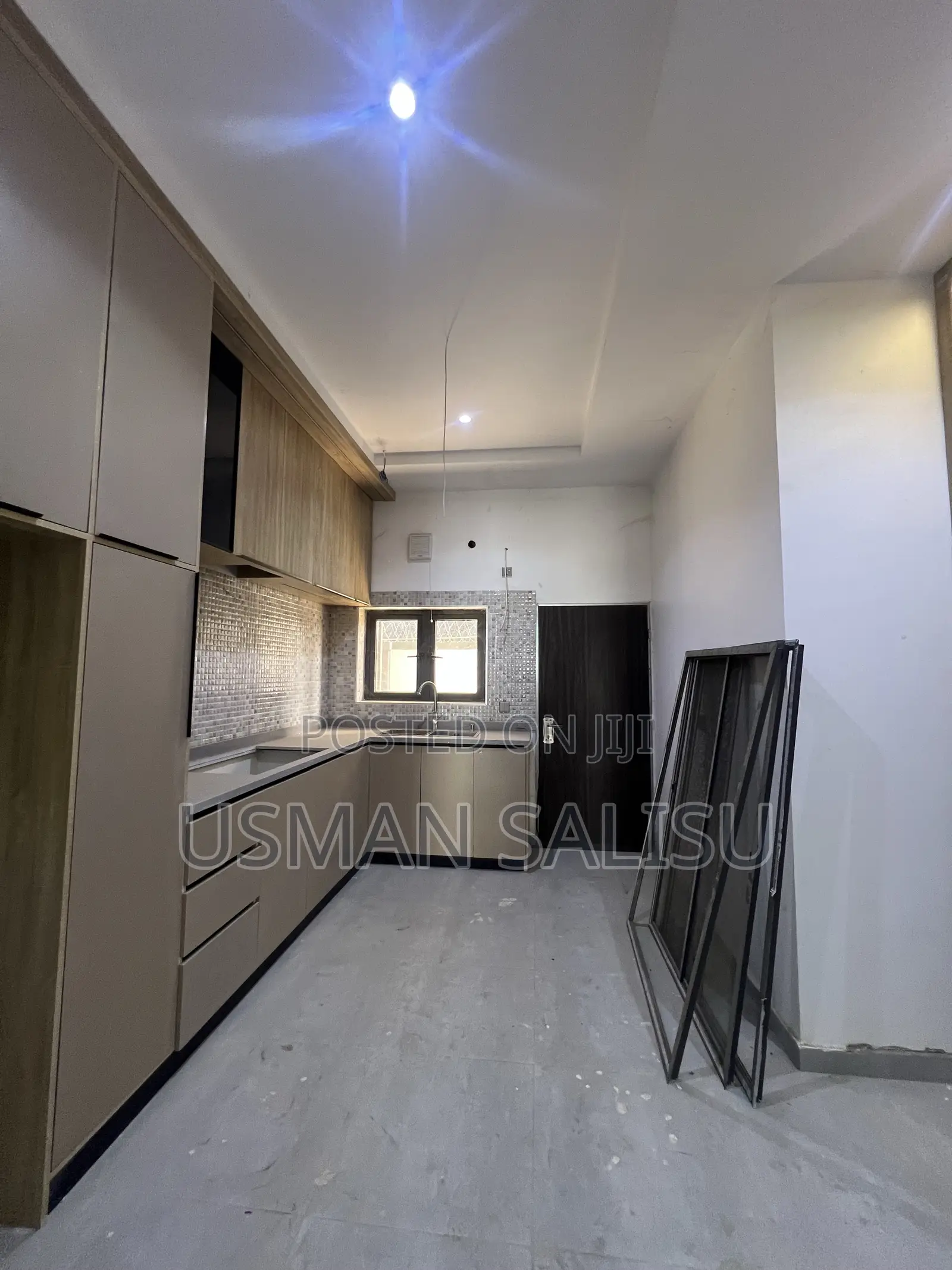 5bdrm Townhouse/Terrace in Life Camp for sale