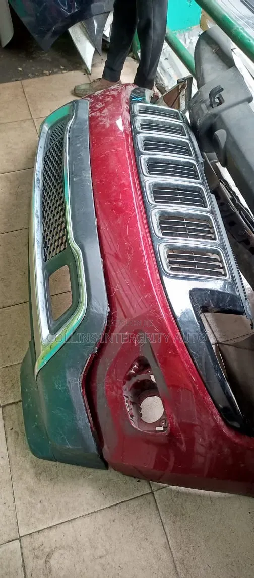 Front Bumper Jeep Cherokee 2015