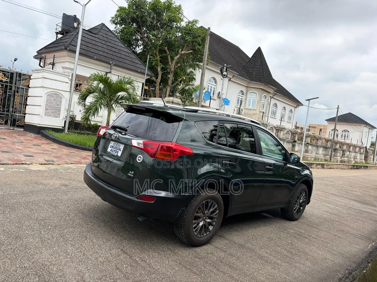 Toyota RAV4 LE 4dr SUV AWD (2.5L 4cyl 6A) 2015 Black