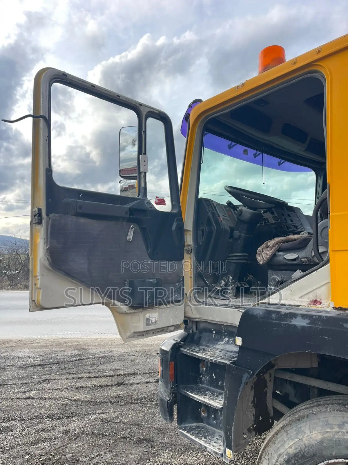 Man Diesel 8x4 12 Tyres Chassis