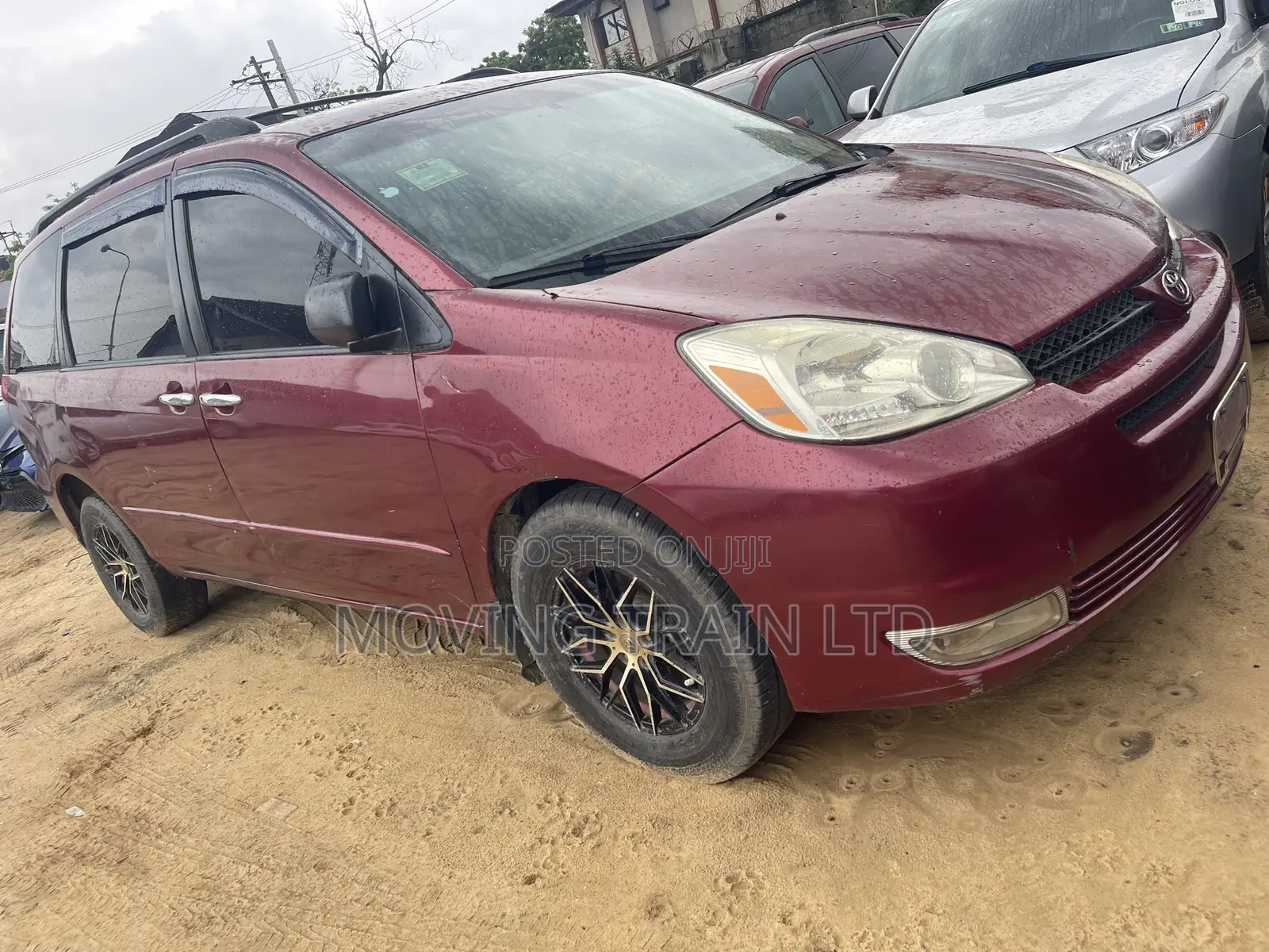 Toyota Sienna LE AWD (3.3L V6 5A) 2004 Red