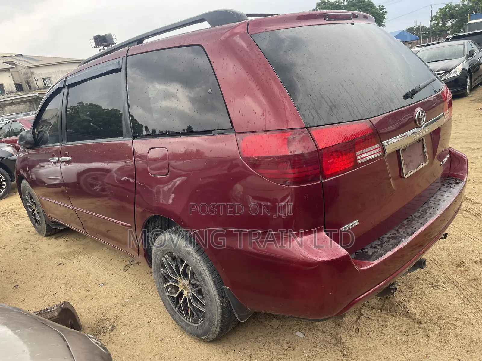 Toyota Sienna LE AWD (3.3L V6 5A) 2004 Red