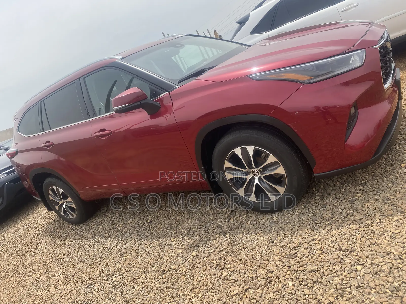 Toyota Highlander XLE 2021 Red